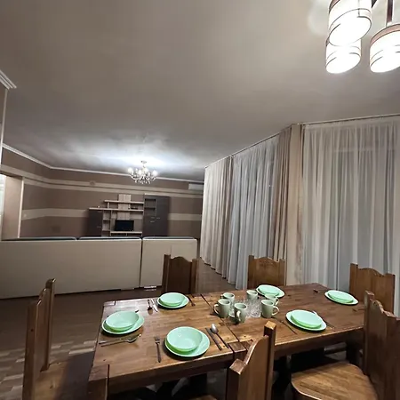 Royal * Ужгород