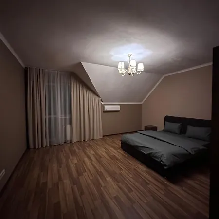 Royal * Ужгород