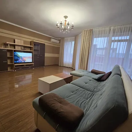 Royal Apartment *